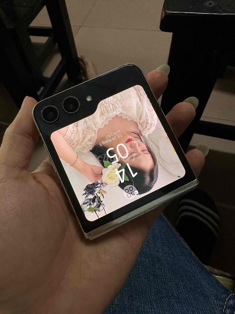 Galaxy Zlip5. Mua bán Điện thoại tại Quận Tân Phú Tp Hồ Chí Minh được đăng bởi Nguyễn Sơn hình 1
