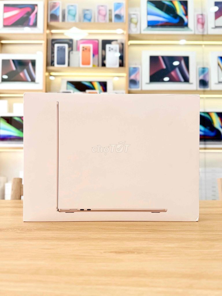 𝐌𝐚𝐜𝐛𝐨𝐨𝐤 𝐀𝐢𝐫 𝐌𝟒 𝟏𝟓” 𝐢𝐧𝐜𝐡 𝟏𝟔/𝟐𝟓𝟔𝐆 𝐍𝐞𝐰 𝐒𝐞𝐚𝐥💻. Mua bán Laptop tại Thành phố Đà Lạt Lâm Đồng được đăng bởi Nguyễn Đức Kha hình 1