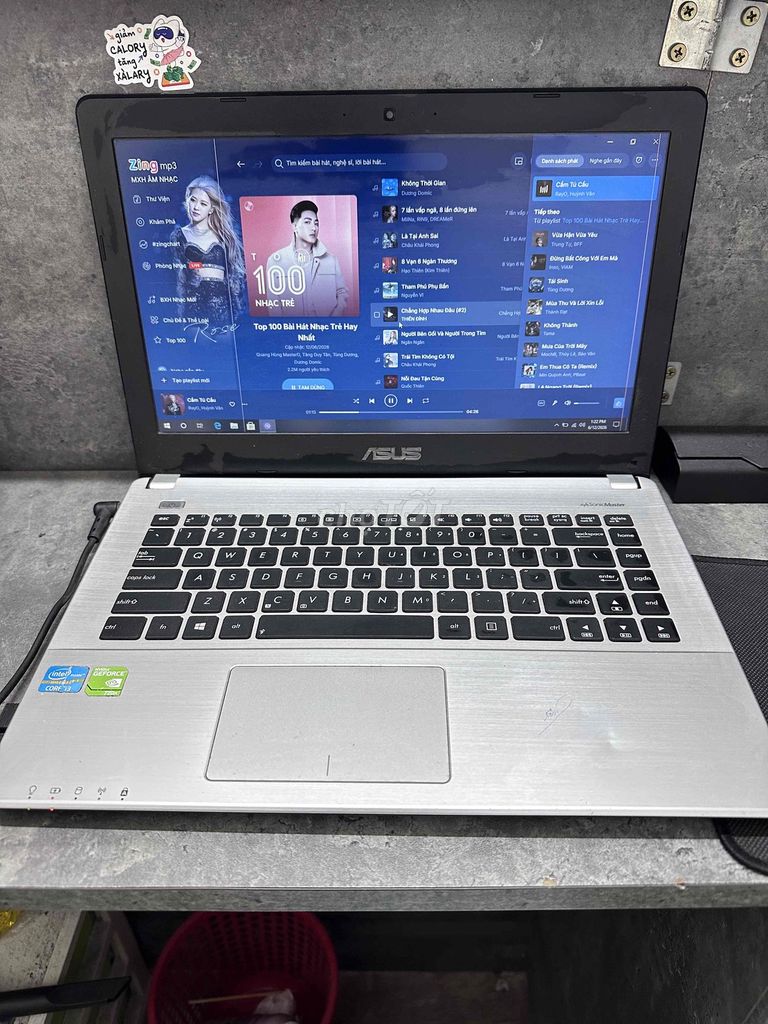 Asus Laptop Bạc Like New. Mua bán Laptop tại Quận Thanh Khê Đà Nẵng được đăng bởi mouse hình 1