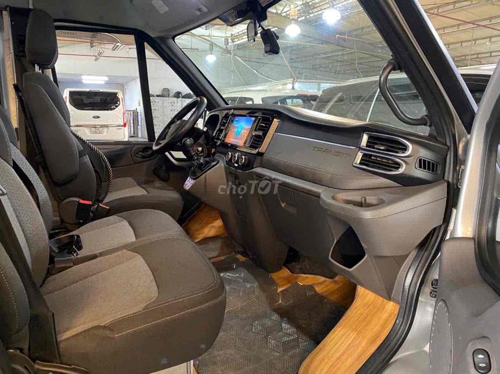 Ford Transit 2024 MCA Tiêu chuẩn - 76000 km. Mua bán Ô tô tại Quận 3 Tp Hồ Chí Minh được đăng bởi Duy Vỹ hình 10