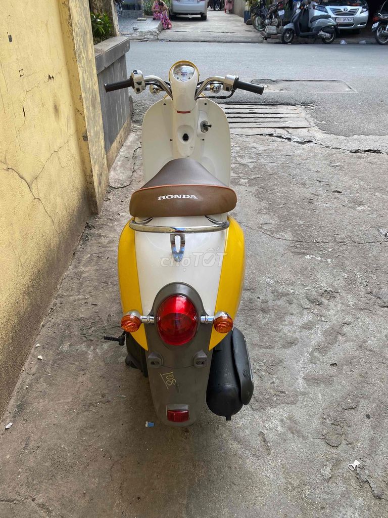 Honda Scoopy Fi. Mua bán Xe máy tại Quận Bình Tân Tp Hồ Chí Minh được đăng bởi Trần Hiếu hình 4