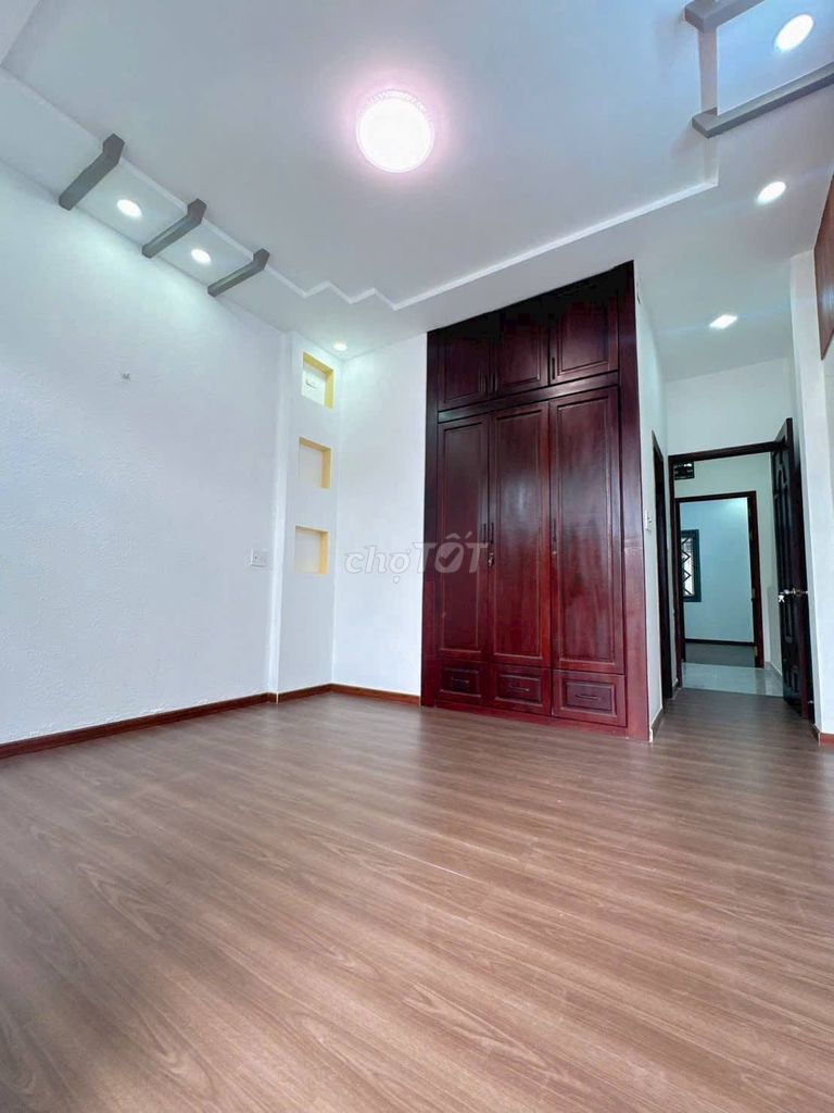 Nhà mặt tiền Bông Sao, 4x12m, 1 trệt 2 lầu, 10.4 tỷ - ảnh 4