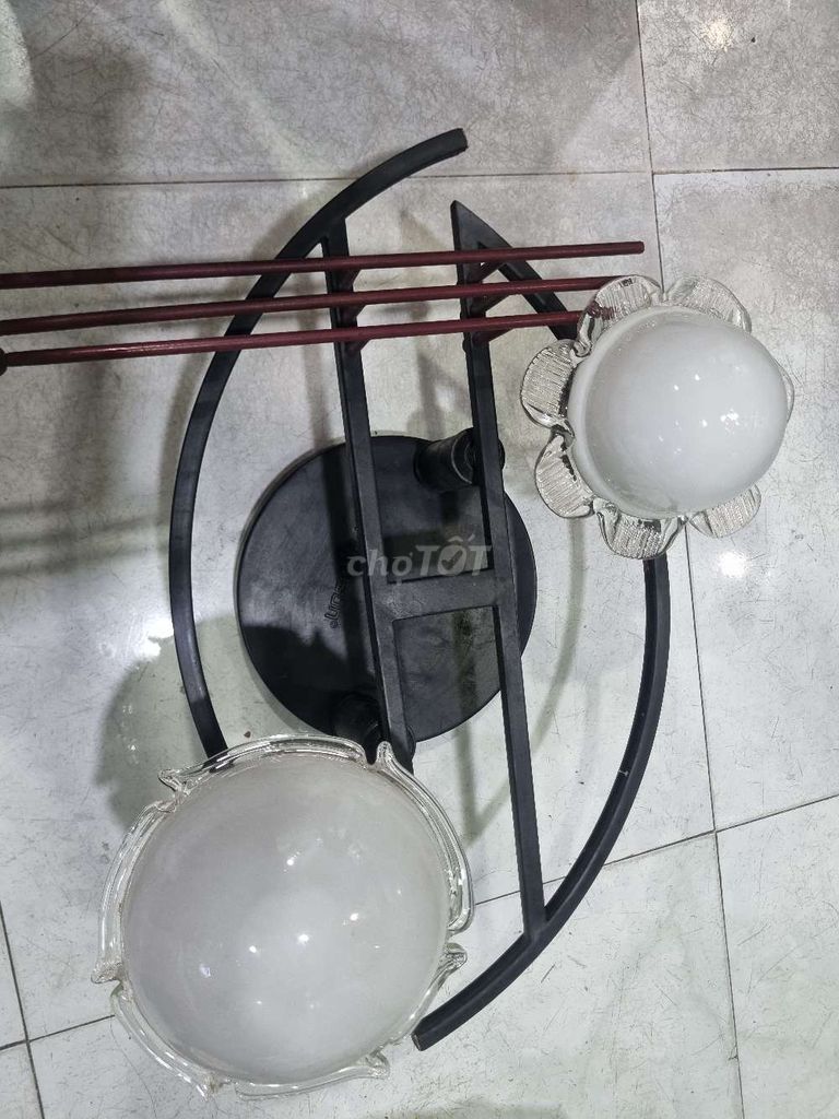 Đèn treo tường Paragon. Mua bán Đèn tại Quận Tân Bình Tp Hồ Chí Minh được đăng bởi Gia Bảo hình 1