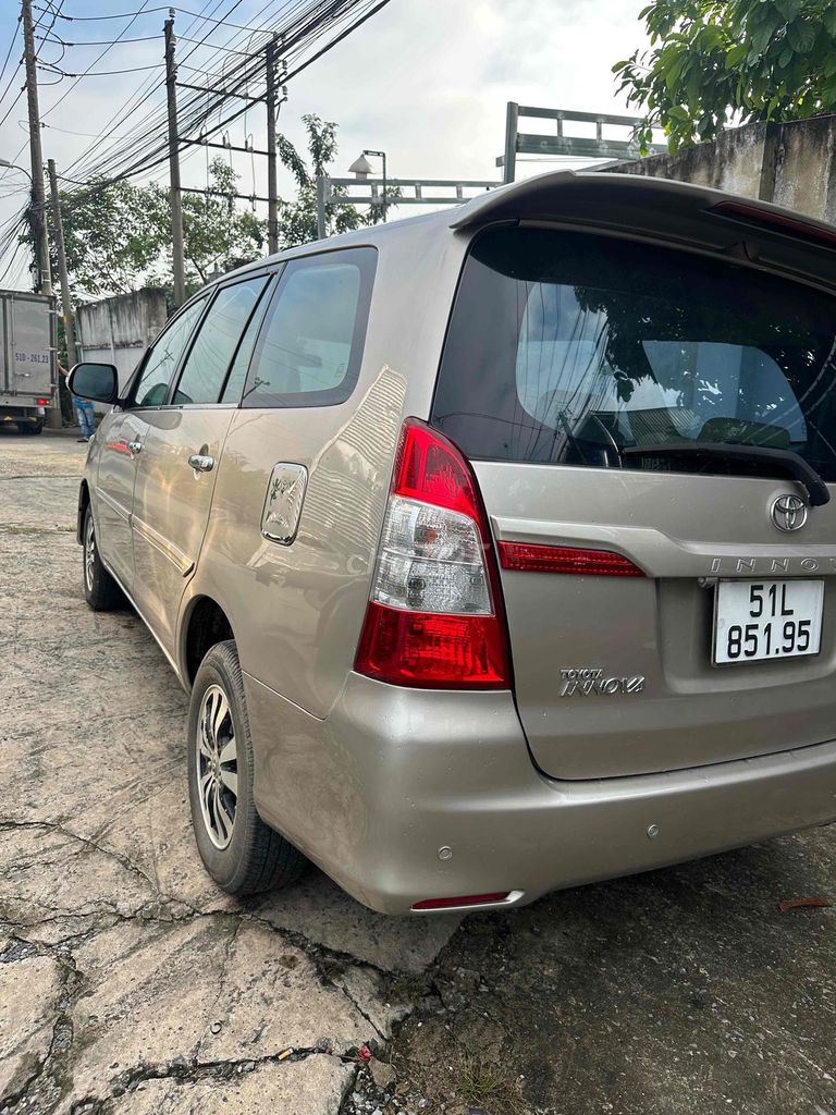 Toyota Innova 2013 J - 100000 km. Mua bán Ô tô tại Huyện Củ Chi Tp Hồ Chí Minh được đăng bởi Dũng hình 4