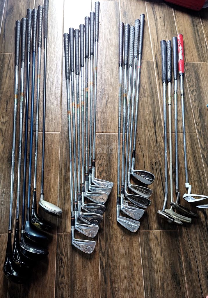 Gậy golf kim loại Bạc Đen. Mua bán Đồ thể thao, Dã ngoại tại Thành phố Huế Thừa Thiên Huế được đăng bởi Tạp Hóa đây nè hình 1