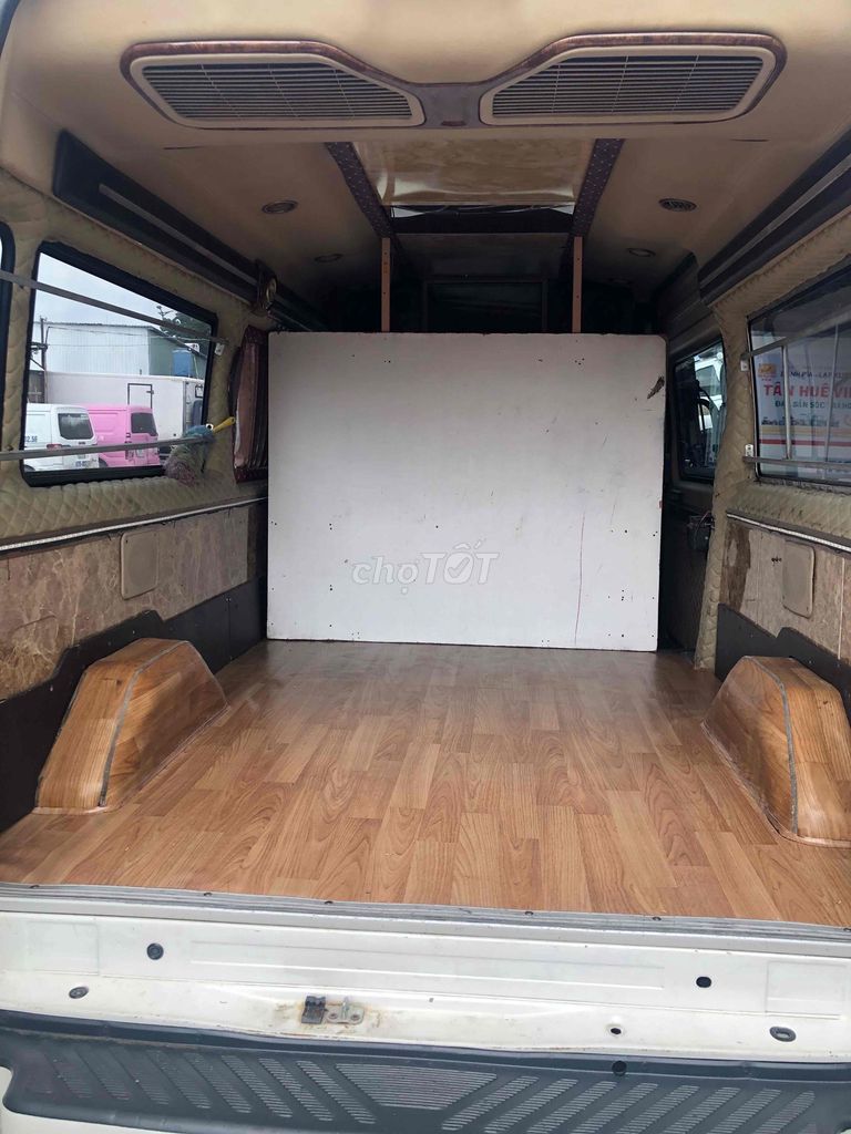 Грузовой фургон Ford Transit 850кг