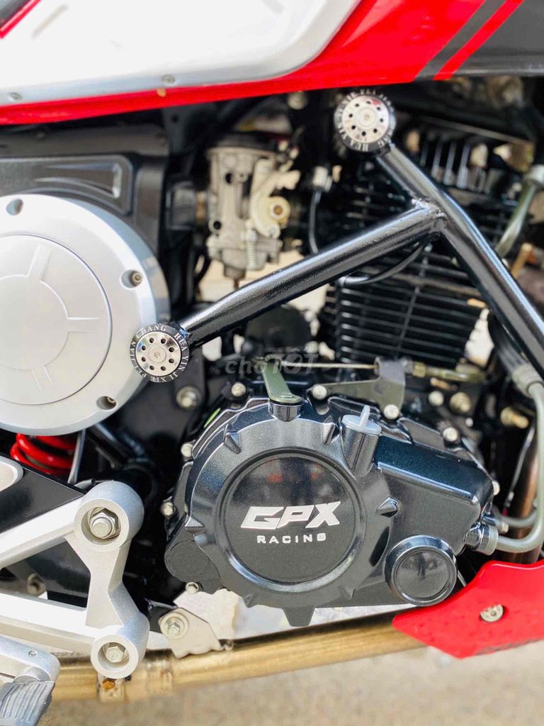 GPX Genteleman 200 xe đẹp lướt mới.chính chủ bs29. Mua bán Xe máy tại Quận Cầu Giấy Hà Nội được đăng bởi Tong motor xe may hình 6