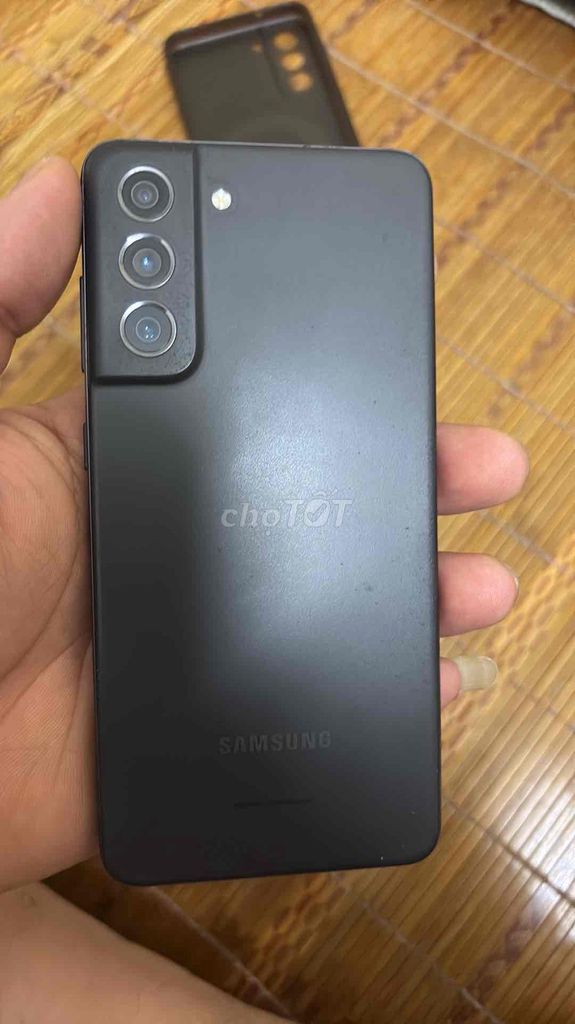 Samsung Galaxy S21 FE 5G Đen. Mua bán Điện thoại tại Huyện Gia Lâm Hà Nội được đăng bởi Nguyễn Dũng hình 1