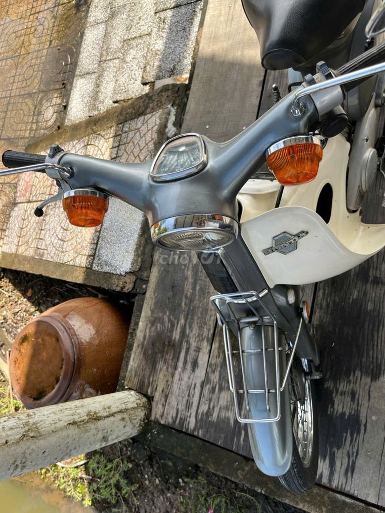 Cần bán Cub cánh én 50 sản xuất 1978 trùm mền. Mua bán Xe máy tại Thành phố Vị Thanh Hậu Giang được đăng bởi Tam Le hình 2