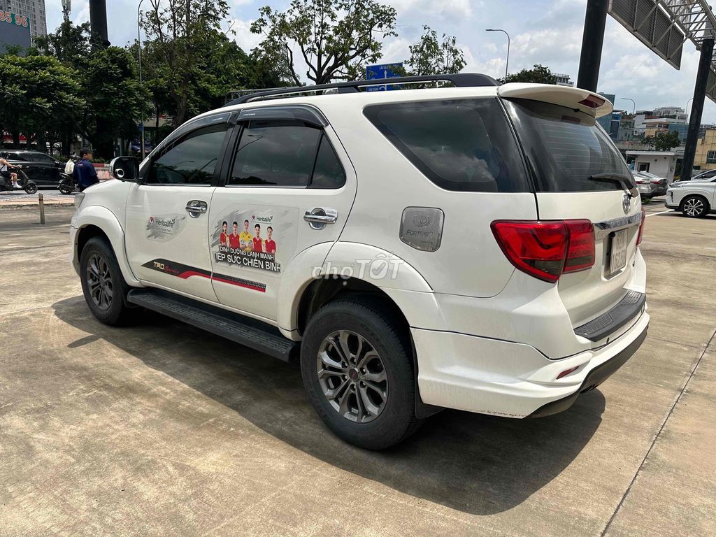Toyota Fortuner 2019 2.7V 4x2 AT - 7c tự động HANG. Mua bán Ô tô tại Quận Bình Thạnh Tp Hồ Chí Minh được đăng bởi TOYOTA TÂN CẢNG hình 4