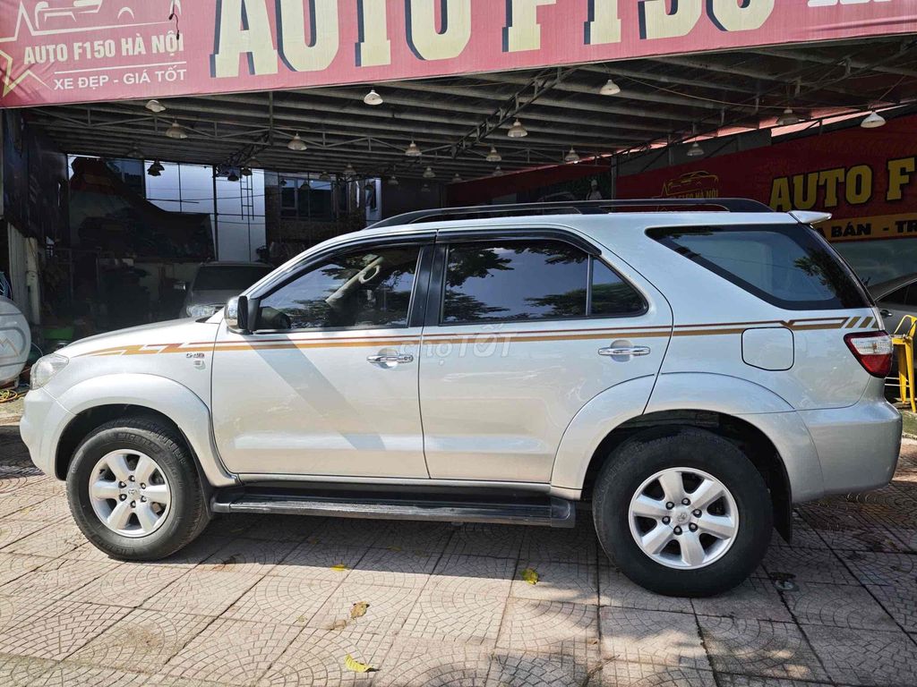 Toyota Fortuner 2011 2.5G - 16000 km. Mua bán Ô tô tại Quận Hai Bà Trưng Hà Nội được đăng bởi Bùi hiển hình 4