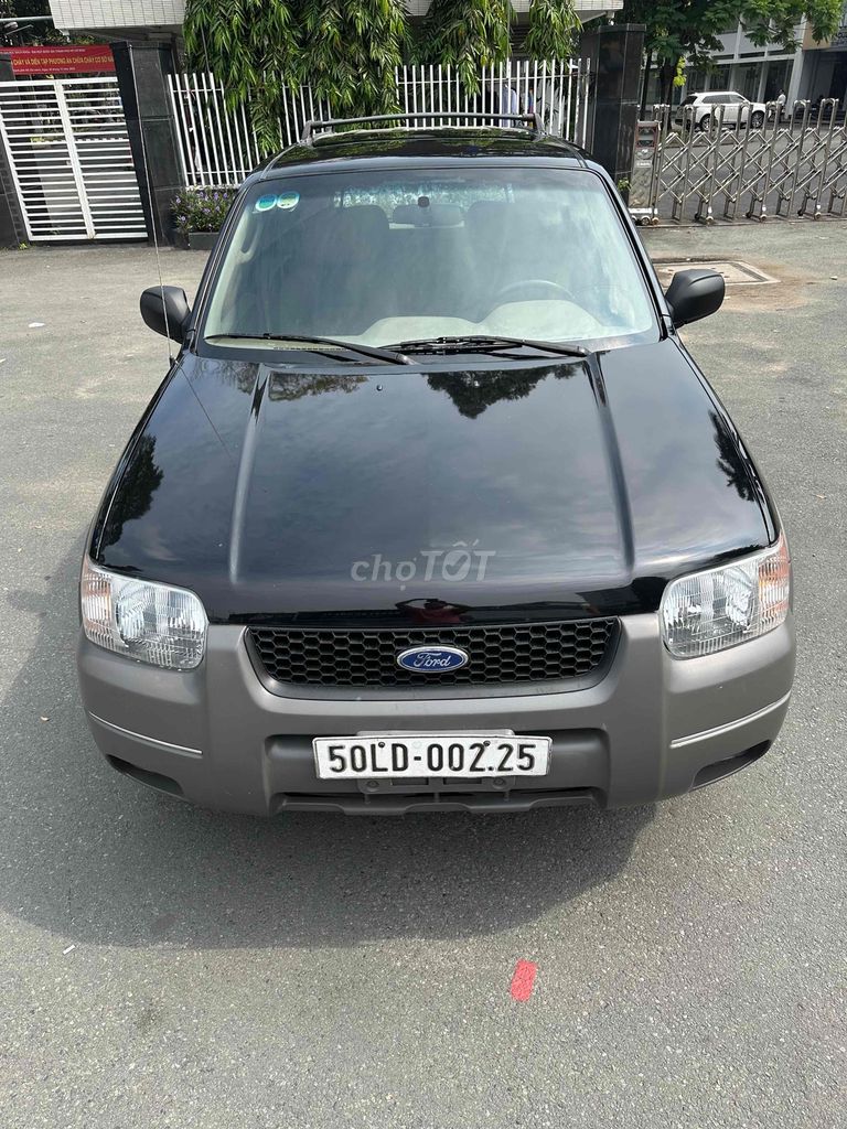 Ford Escape 2.0 đời 2004MT zin nguyên bản  giá TL