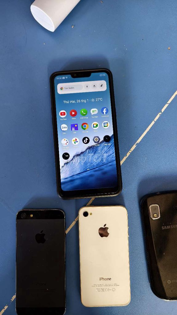 iPhone 4s-iphone 5-realme C1. Mua bán Điện thoại tại Quận Bình Thuỷ Cần Thơ được đăng bởi Quang Vinh hình 1