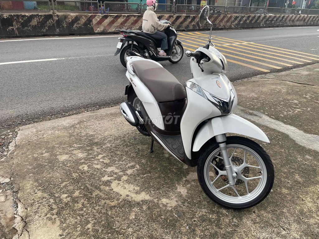bán Sh mode khoa key. tra gop. Mua bán Xe máy tại Huyện Trảng Bom Đồng Nai được đăng bởi giàu hình 6