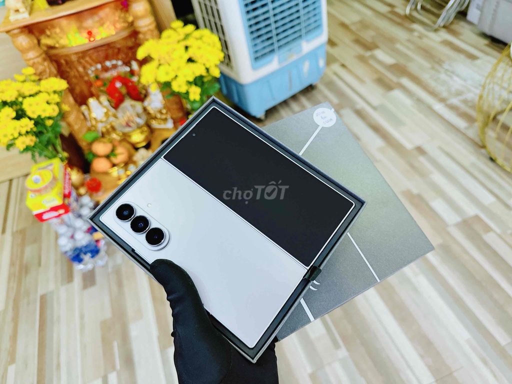 Samsung Z Fold 7 5G 256G Xám VN 99% BH Care 7/2027. Mua bán Điện thoại tại Quận Hải Châu Đà Nẵng được đăng bởi TUẤN LUXURY MOBILE ĐÀ NẴNG hình 1