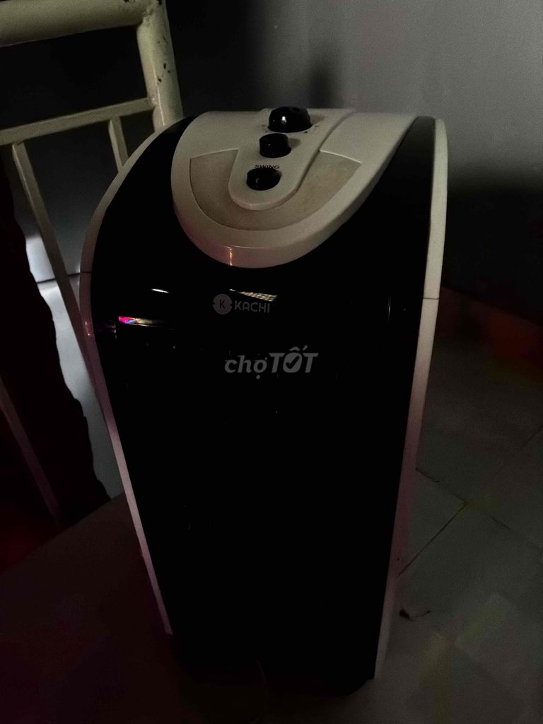 Quạt hơi nước Kachi Đen, trắng còn dùng tốt. Mua bán Quạt tại Quận Gò Vấp Tp Hồ Chí Minh được đăng bởi Phụ kiện điện thoại Hoco chính hãng phân phối hình 1