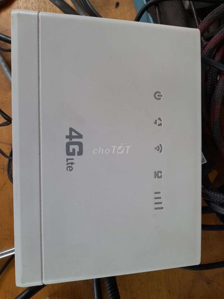 Bộ phát Wifi 4G CP108 Trắng chỉ lên đèn nguồn. Mua bán Phụ kiện (Màn hình, Chuột...) tại Huyện Thống Nhất Đồng Nai được đăng bởi Thiện hình 1