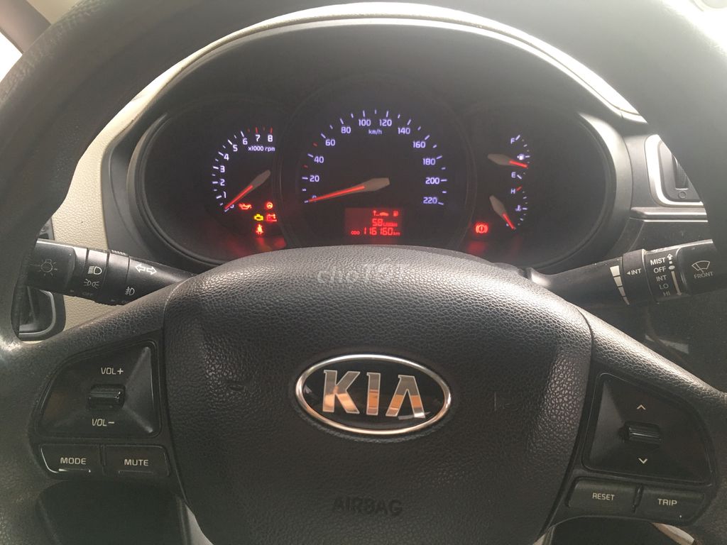 Kia Rio 2015 1.4 MT Sedan - 140 km. Mua bán Ô tô tại Quận Bắc Từ Liêm Hà Nội được đăng bởi Nguyen Long hình 6