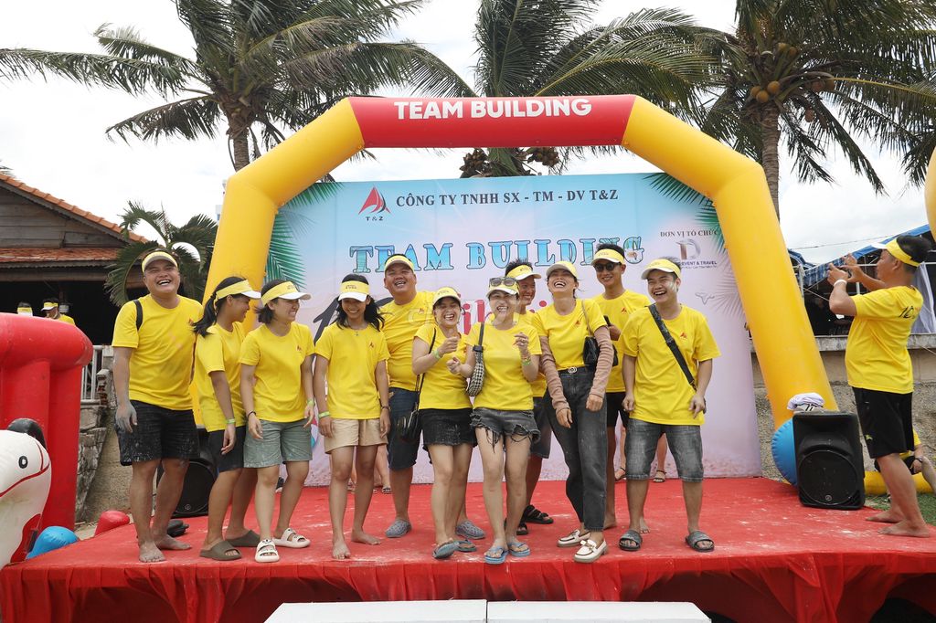 Cần Tuyển Gấp 2 Nhân Viên Bán Hàng Tại Cam Ranh Cần Tuyển Gấp 2 Nhân Viên Bán Hàng Tại Cam Ranh
