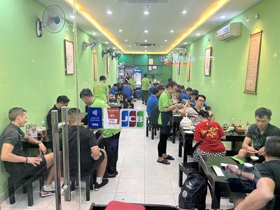 Cần tuyển NAM Phục Vụ (tuổi:18-21, bao ăn ở). Việc làm tại Quận Tân Bình Tp Hồ Chí Minh được đăng bởi Hòa hình 1