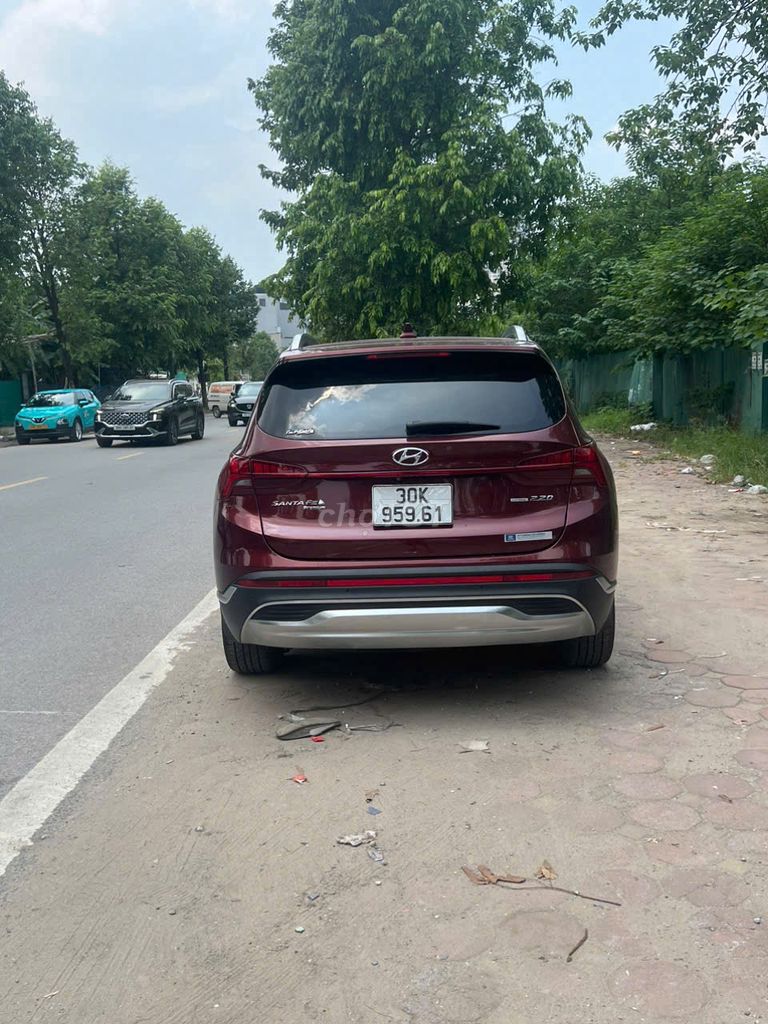 Hyundai Santa Fe 2021 2.2 Dầu đặc biệt - 33500 km. Mua bán Ô tô tại Quận Hà Đông Hà Nội được đăng bởi daoviet hình 9