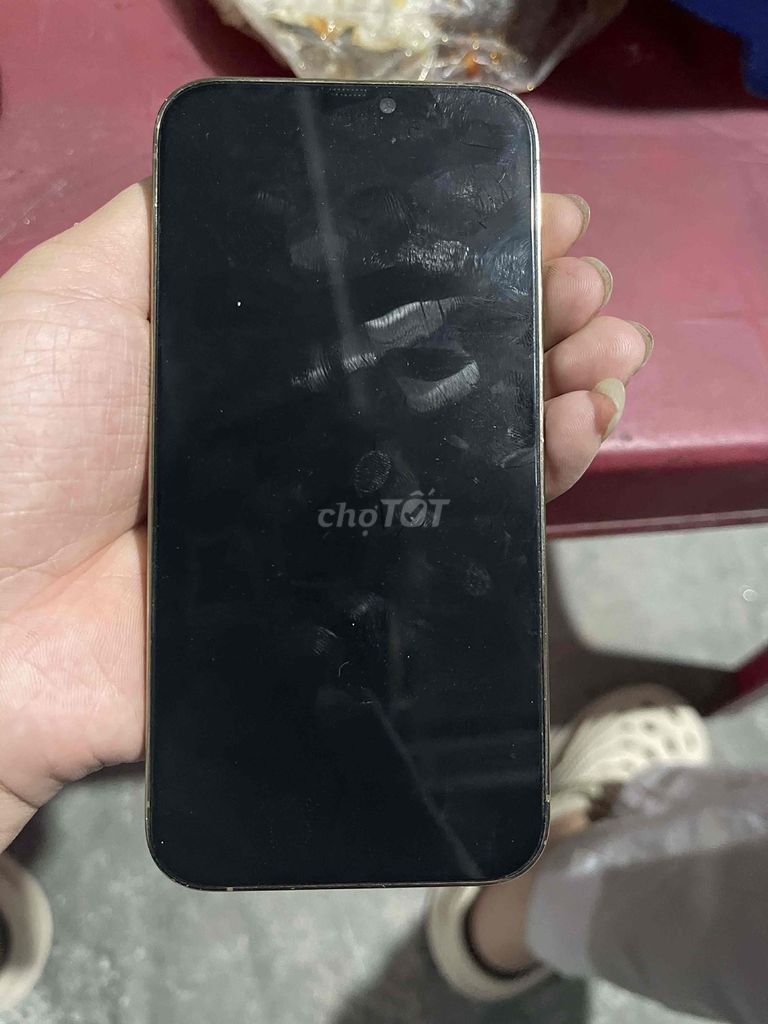 Apple iPhone 12 Pro 128GB Vàng. Mua bán Điện thoại tại Quận Liên Chiểu Đà Nẵng được đăng bởi Le Khac Trung hình 1