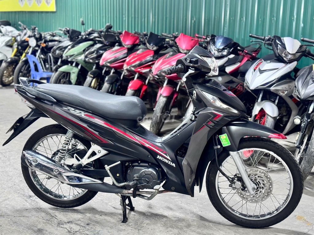 Honda Wave RSX 110 FI 2021 — первый взнос 5 млн