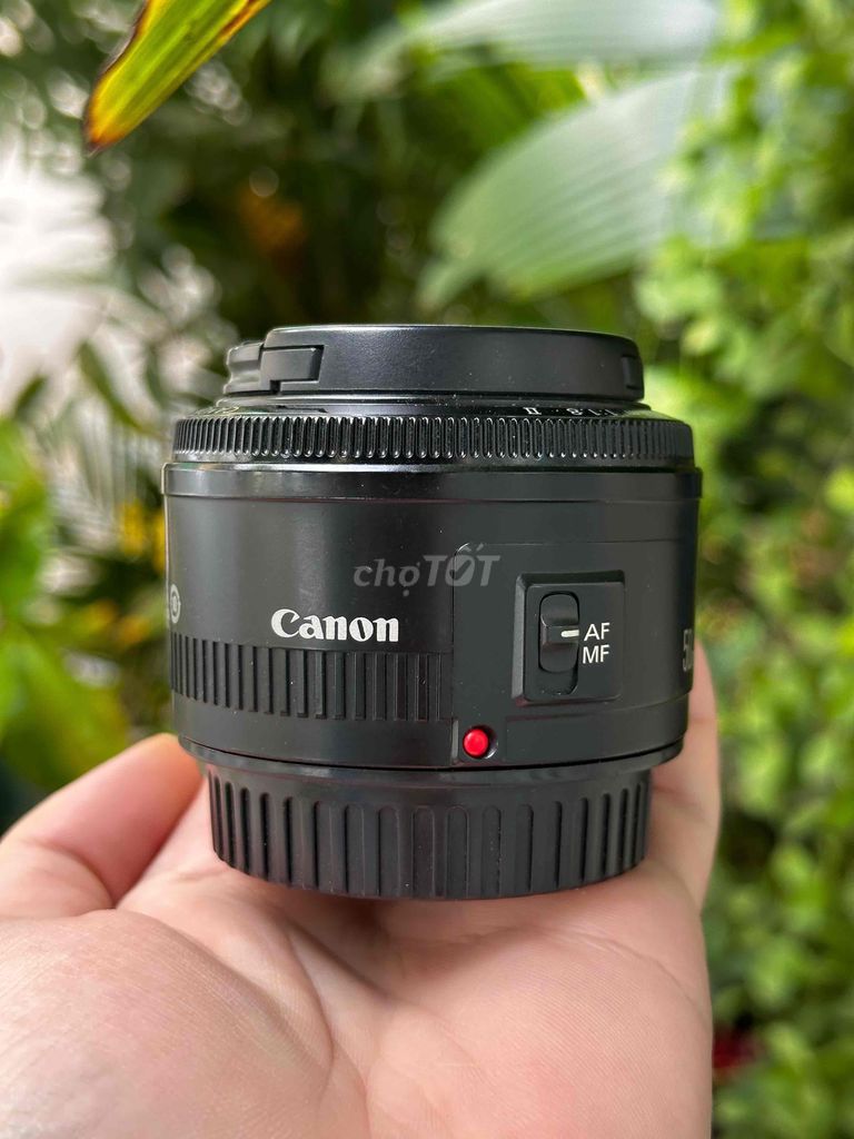 Ống kính canon chân dung xoá phông 50ii f1.8