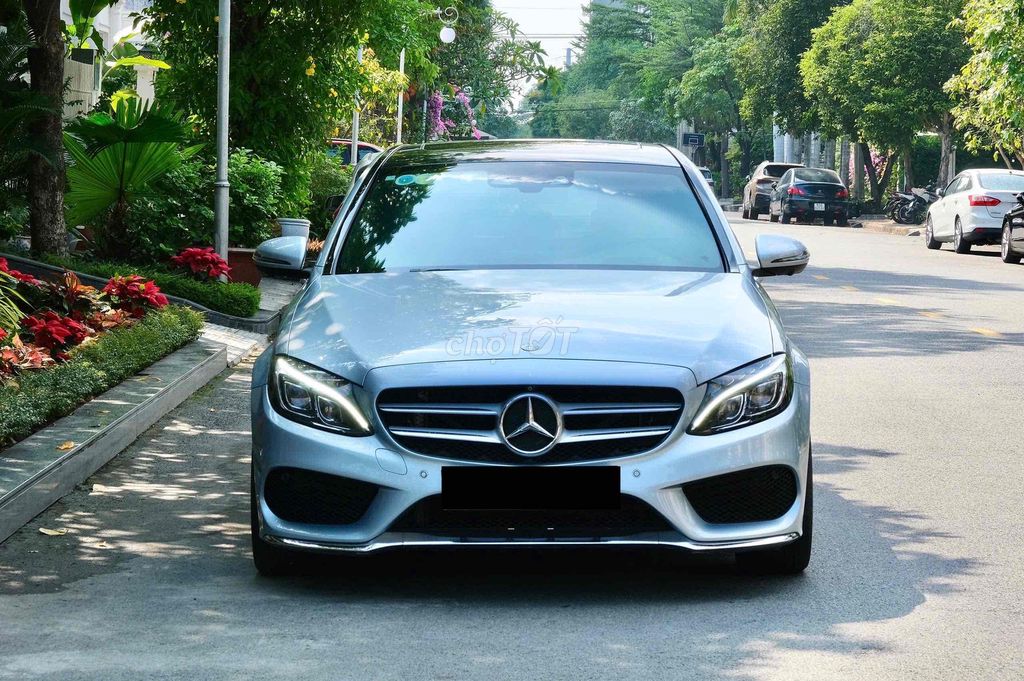 Mercedes Benz C Class 2015 C300 AMG - 45000 km