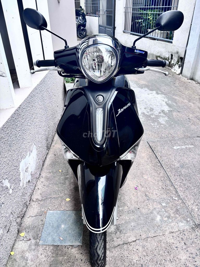 Cần bán Janus 2024 màu Đen biển 43 mới. Mua bán Xe máy tại Quận Thanh Khê Đà Nẵng được đăng bởi Hiếu hình 6