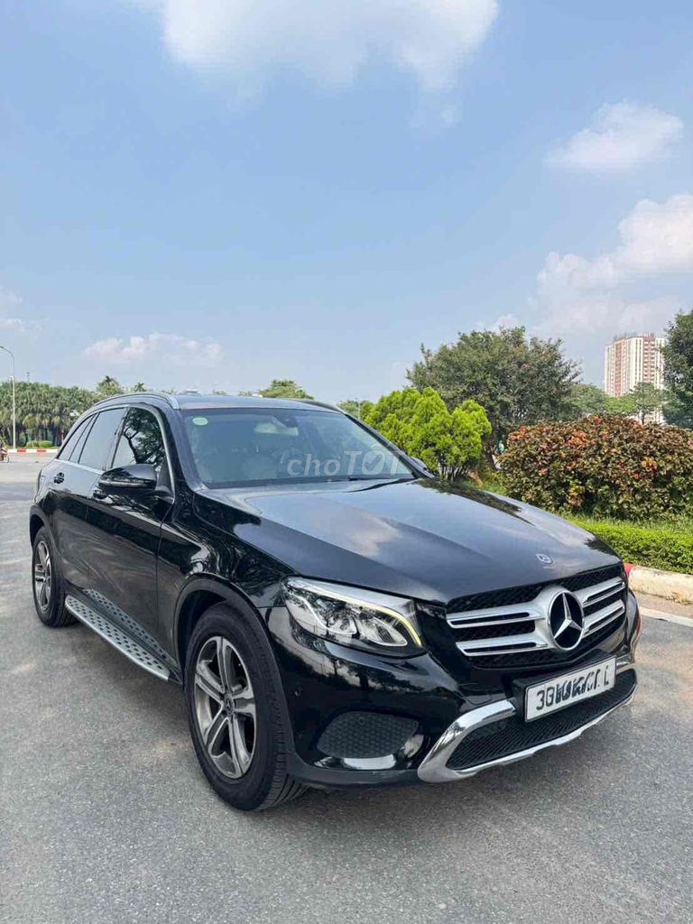 Chính chủ Bán xe Mercedes GLC 200 2018