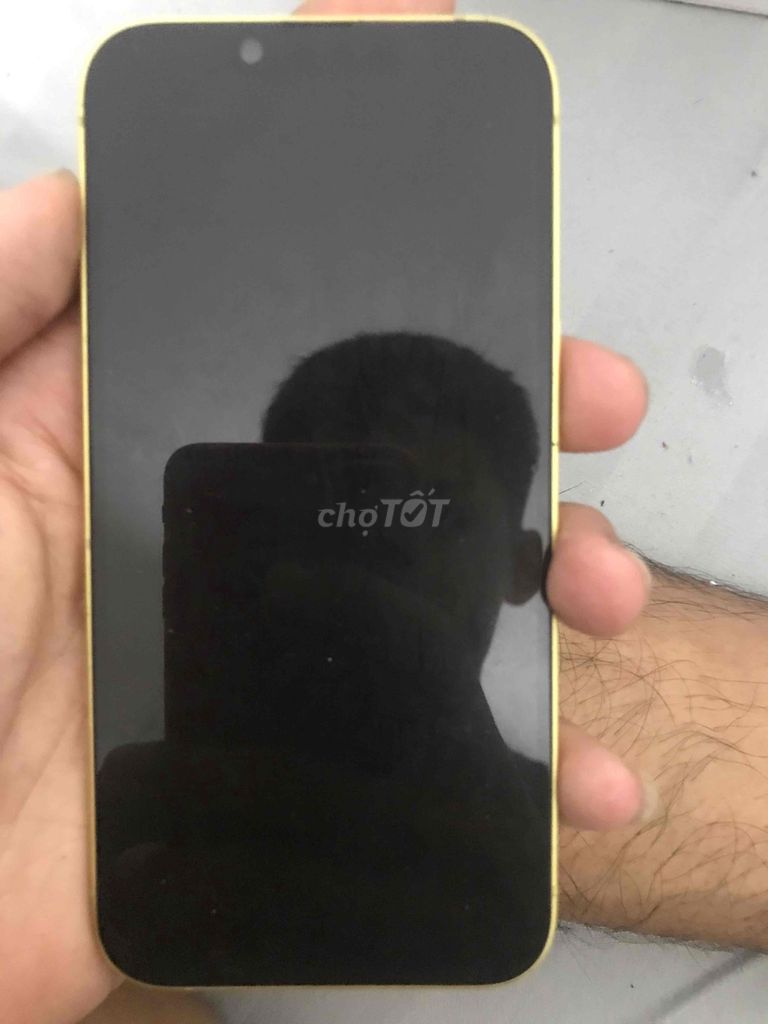 Iphone 14 thường 128GB. Mua bán Điện thoại tại Quận Tân Phú Tp Hồ Chí Minh được đăng bởi Gia Luat hình 1