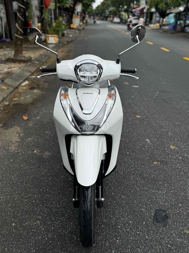 Honda SH Mode 2025 mới mua 18ngày B.số 43. Mua bán Xe máy tại Quận Liên Chiểu Đà Nẵng được đăng bởi Hòa Xe Máy Cũ hình 2