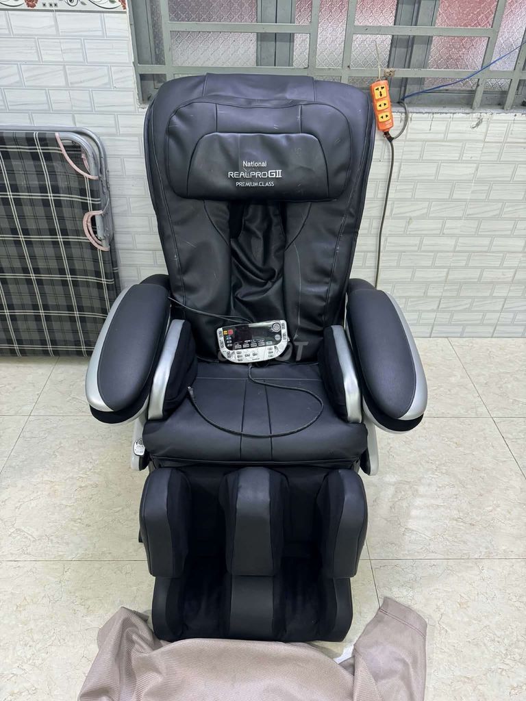 Ghế massage National REAL PRO GII Đen. Mua bán Bàn ghế tại Huyện An Dương Hải Phòng được đăng bởi chien hình 1
