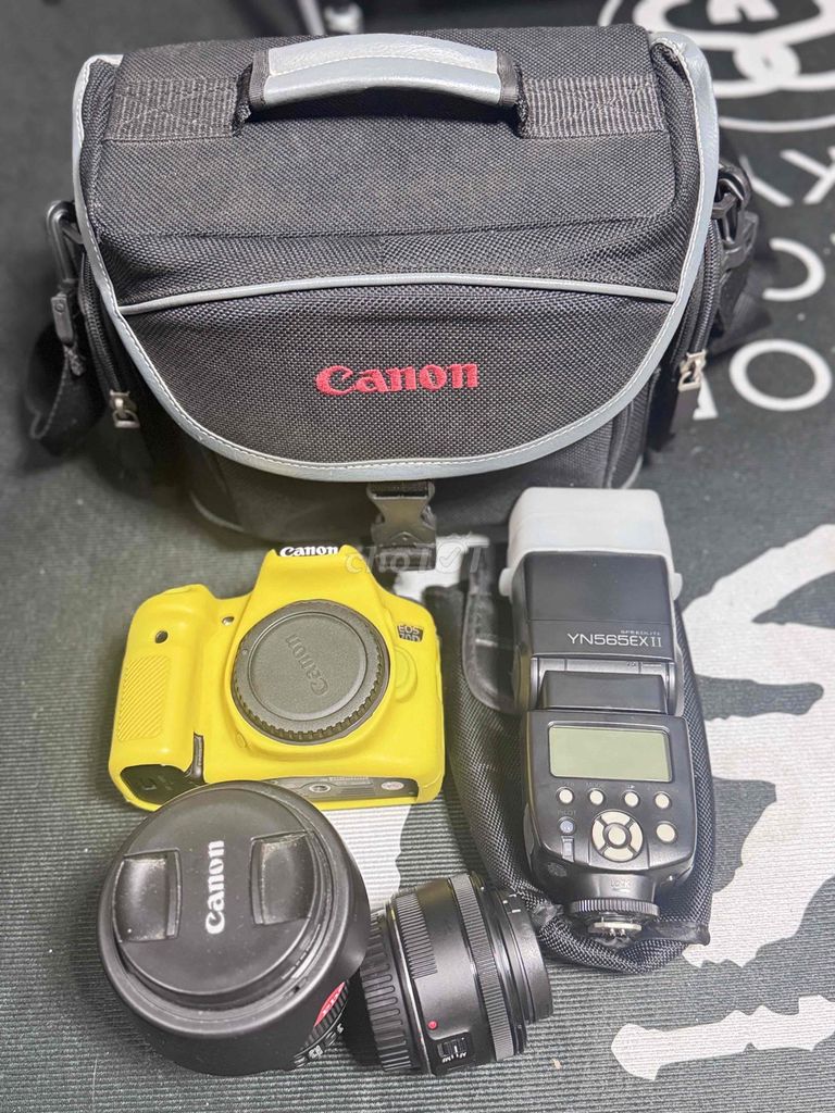 Máy ảnh Canon 70D full phụ kiện đi kèm. Mua bán Máy ảnh, Máy quay tại Quận 7 Tp Hồ Chí Minh được đăng bởi Nguyễn thế long hình 1