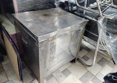 Thanh lý thùng đá inox. Mua bán Nội thất, đồ gia dụng khác tại Thành phố Thủ Đức Tp Hồ Chí Minh được đăng bởi Thảo