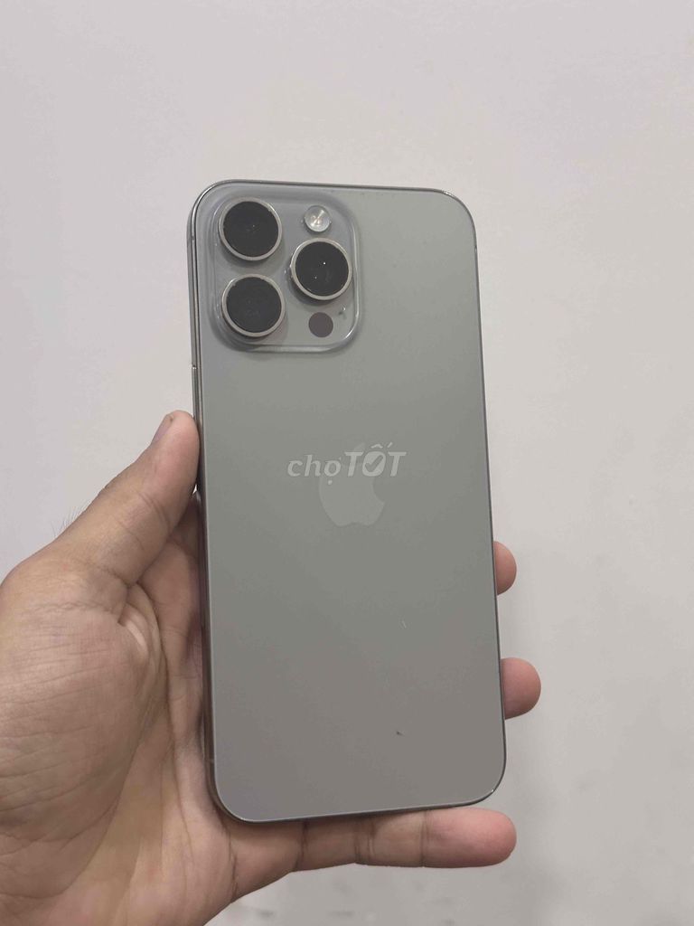 Apple iPhone 15 Pro Max 256GB Xám Nguyên zin. Mua bán Điện thoại tại Quận 12 Tp Hồ Chí Minh được đăng bởi Sang Mobile hình 1