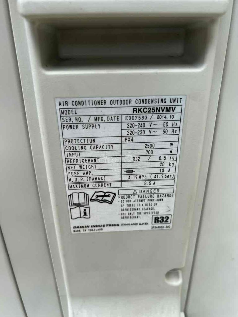 Máy lạnh Daikin inverter 1hp mới 90% Thái Lan