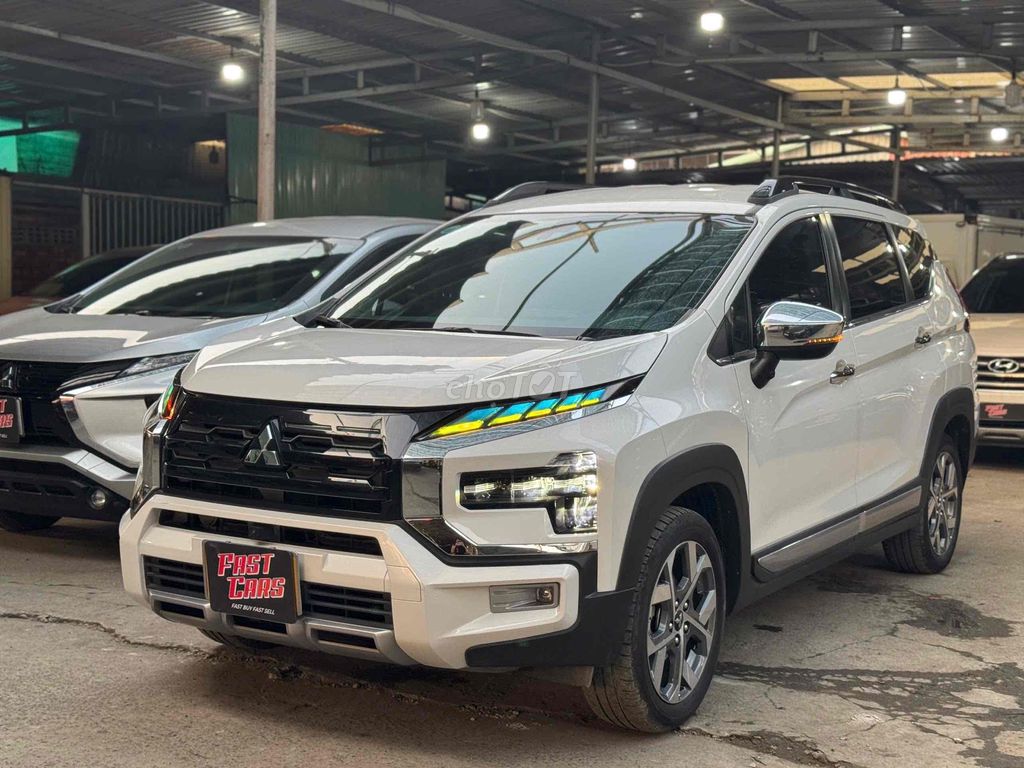 Mitsubishi Xpander Cross 2023 29000km một chủ dùng