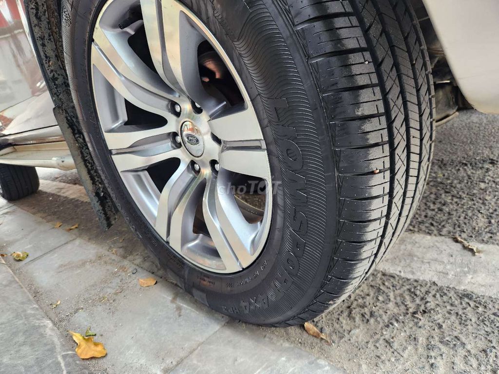 3 125 2011 2.5L 4x2 AT - 200000 km. Mua bán Ô tô tại Thành phố Vĩnh Yên Vĩnh Phúc được đăng bởi Thái minh hình 7