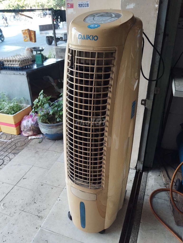 Thanh lý quạt Dakio 2500B