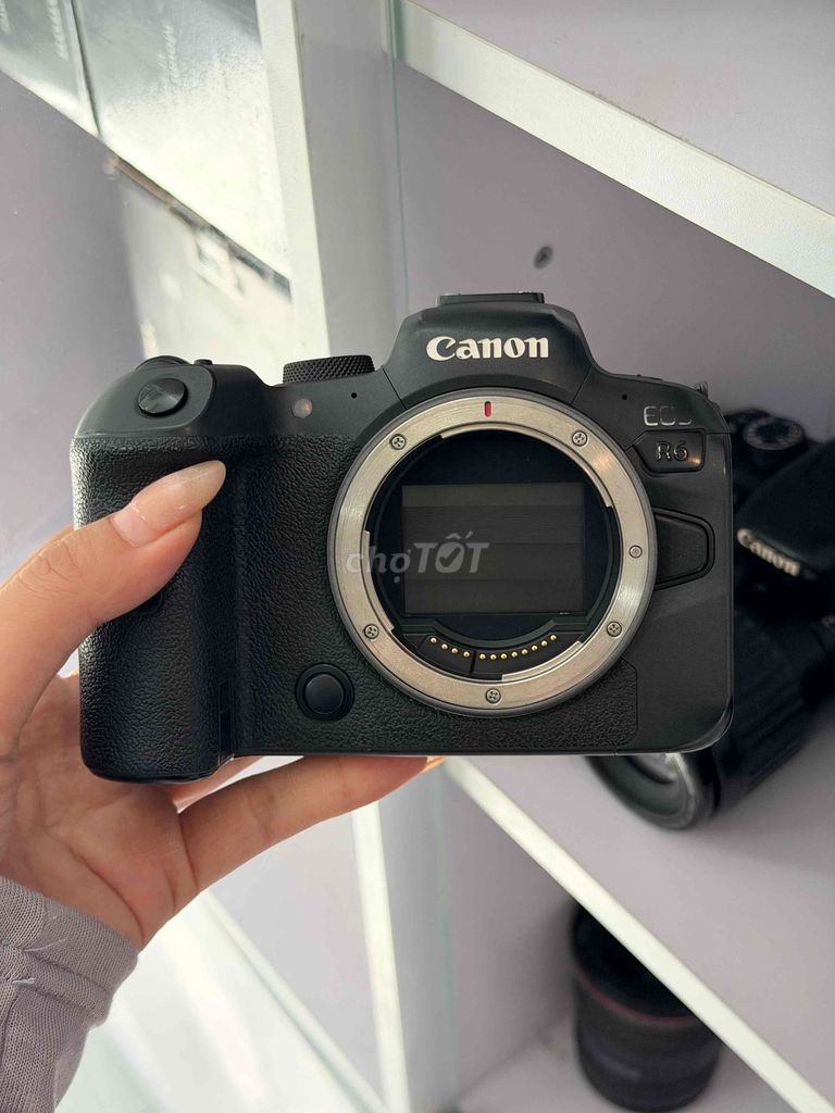 Máy ảnh Canon R6 Đen Đã sử dụng. Mua bán Máy ảnh, Máy quay tại Quận Tân Bình Tp Hồ Chí Minh được đăng bởi Nguyễn Thị Sao Mai hình 1