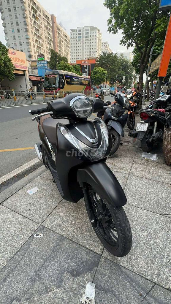 Honda SH Mode ABS 2023 Черный состояние 90%