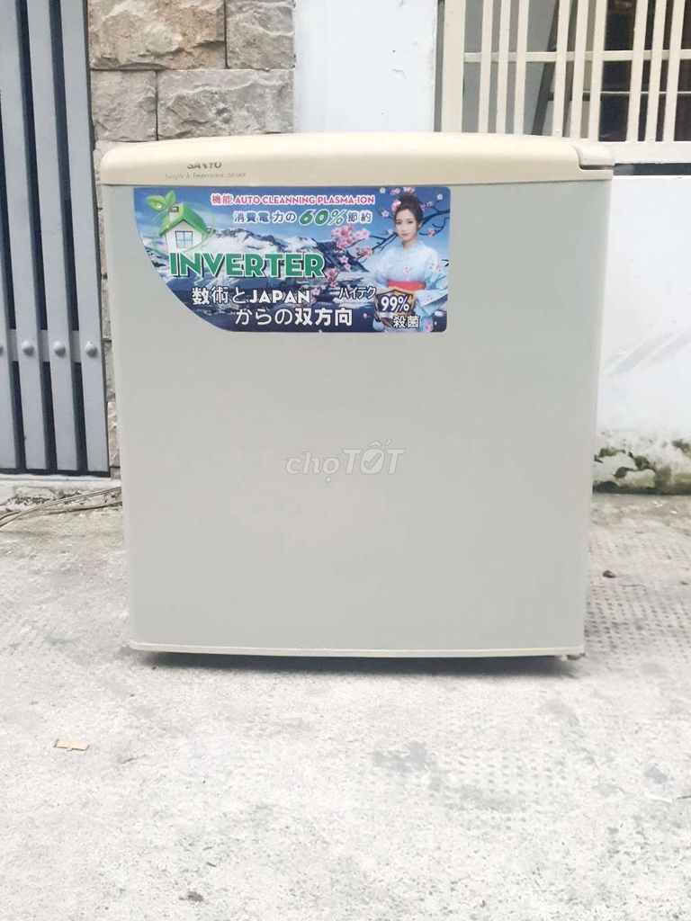 Tủ lạnh mini sanyo 50lit zin đẹp