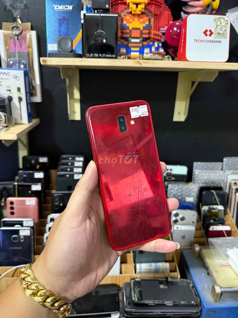 Samsung J6 Plus 3GB/32GB Đỏ. Mua bán Điện thoại tại Quận Bình Thạnh Tp Hồ Chí Minh được đăng bởi SyTuan hình 1