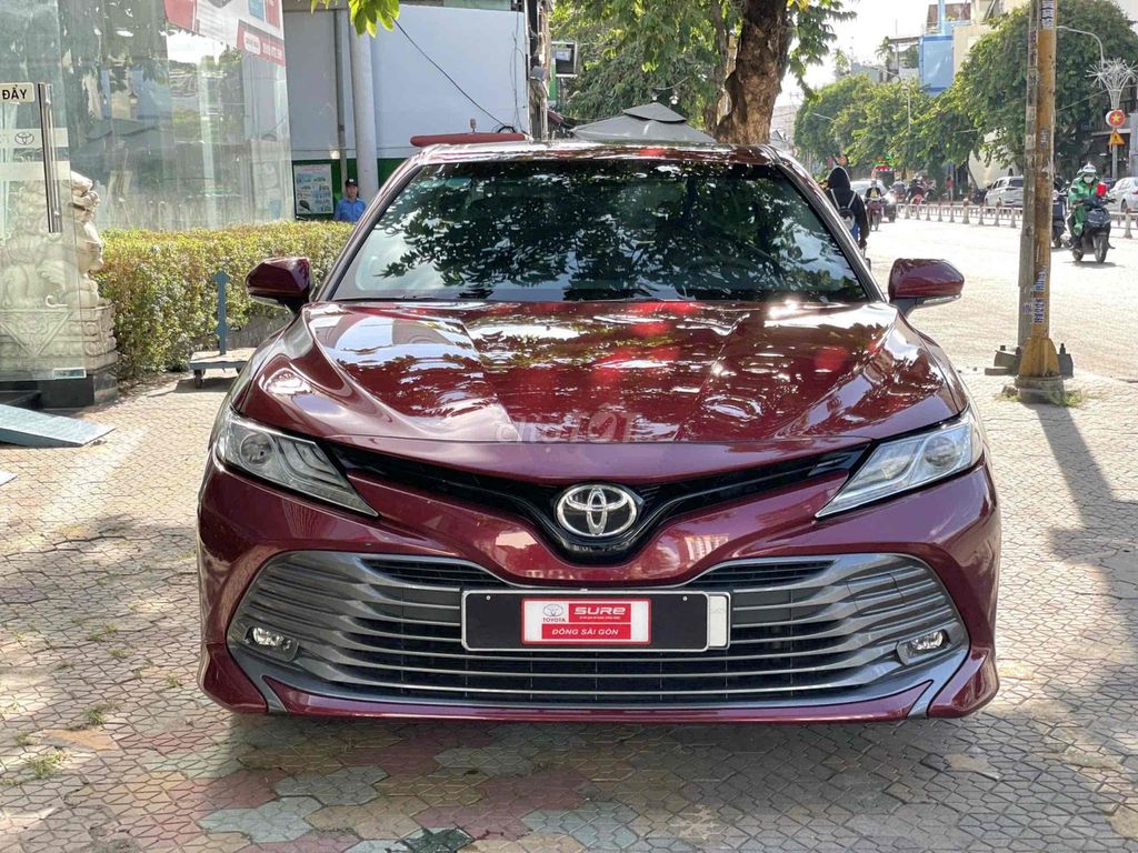 Toyota Camry2020 2.5Q xe bảo dưỡng Toyota còn giảm