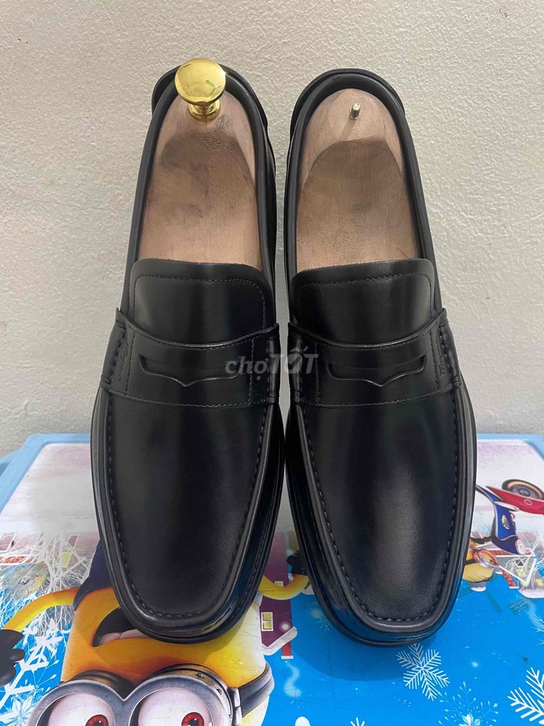 Giày lười Salvatore Ferragamo Nam Đen 39 98%. Mua bán Giày dép tại Quận Hoàn Kiếm Hà Nội được đăng bởi Nguyễn Huy Huỳnh hình 1