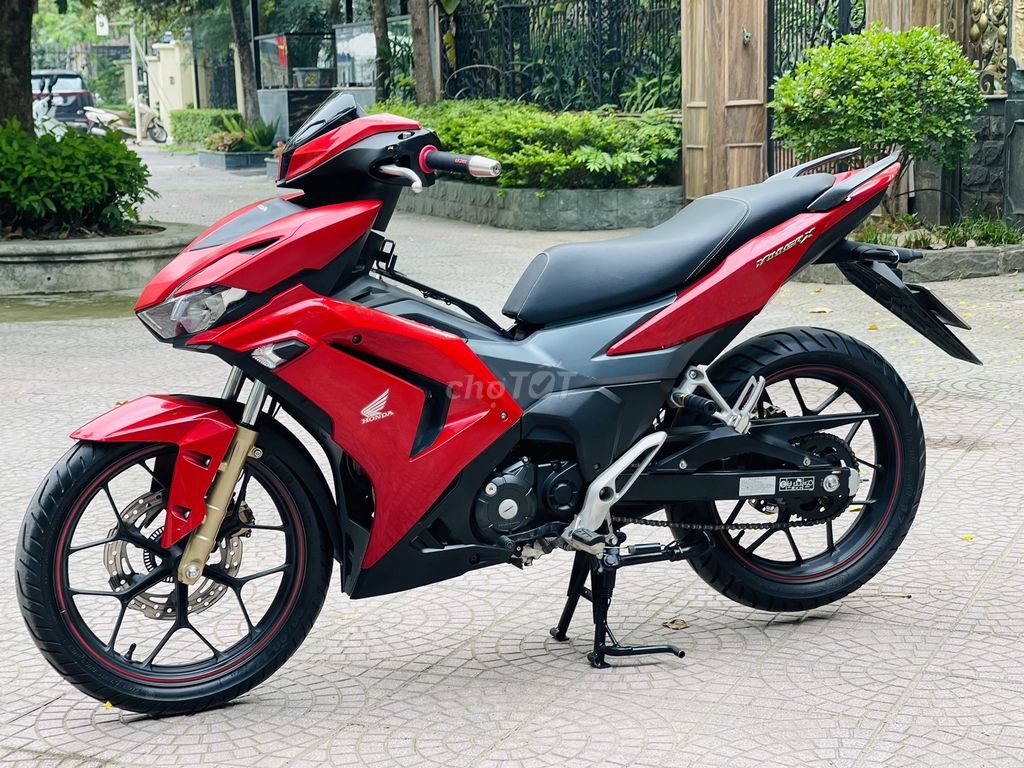 HONDA WINNER X 150 ABS MÀU đỏ CỰC HÓT NĂM 2024. Mua bán Xe máy tại Quận Bắc Từ Liêm Hà Nội được đăng bởi VIỆT ANH hình 3