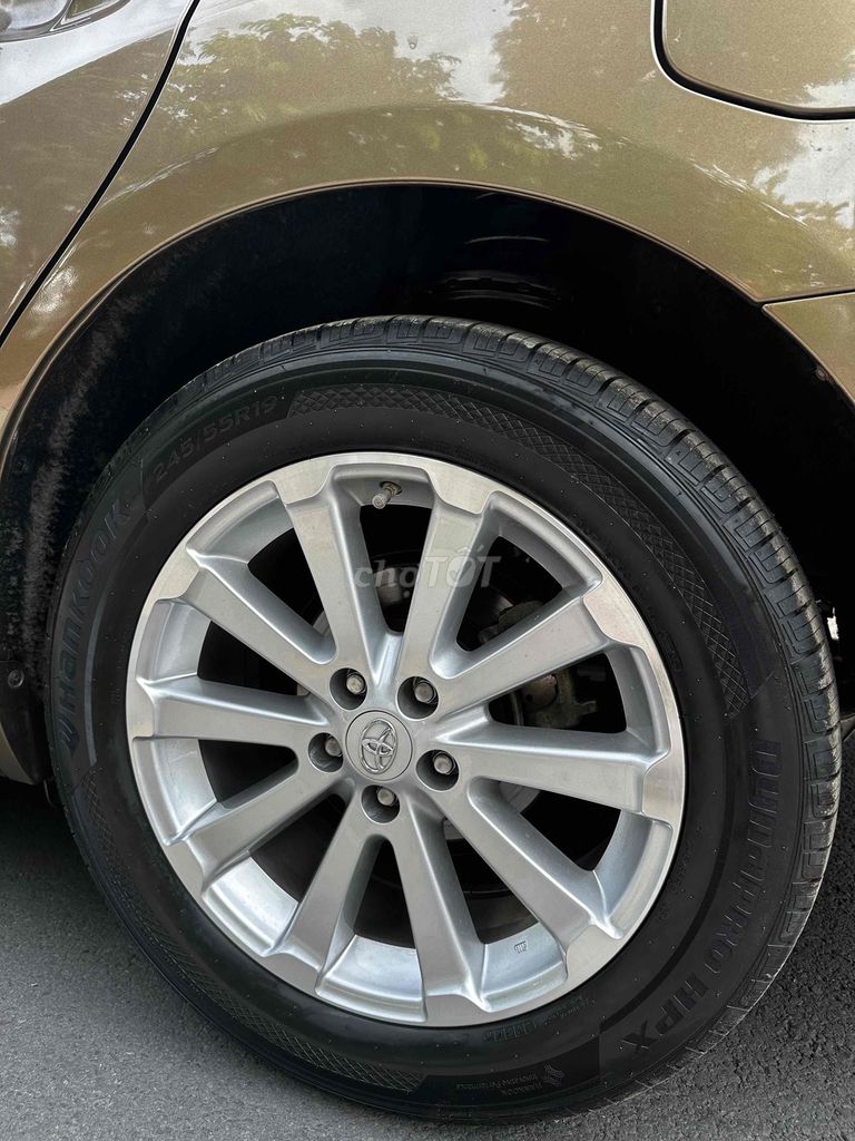 Tôi cần bán xe nhà chính chủ Venza 2009 nguyên zin. Mua bán Ô tô tại Quận 1 Tp Hồ Chí Minh được đăng bởi Luật Nguyễn hình 15