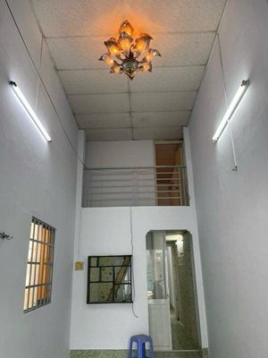 Nhà bán q8, 2pn, 1wc, 1 lửng